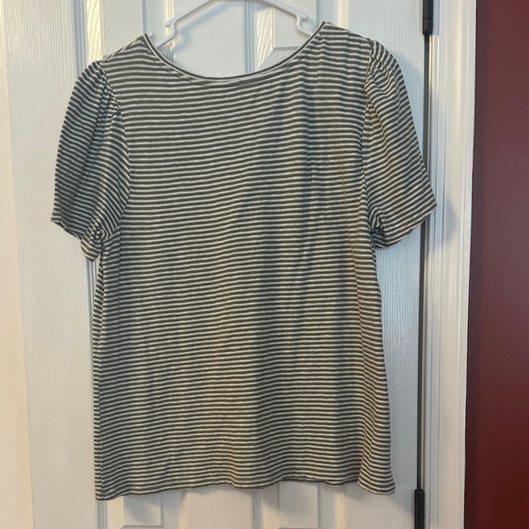 LOFT Gray and White Striped Short Sleeve Tee - Picture 4 of 4